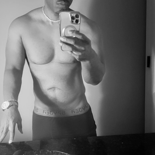 DeepSeek2000: Swingers Hotwife Cuckold