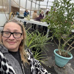 Kalamazoo swinger hotwife & cuckold profile – Dollarstoxx on Rocktie