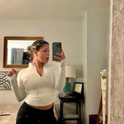 Los Angeles swinger hotwife & cuckold profile – Elva1012 on Rocktie