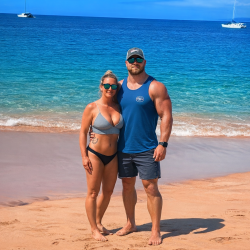 Louisville swinger hotwife & cuckold profile – Wanttocuck on Rocktie