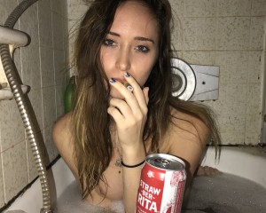 Swinger Hotwife Cuckold User