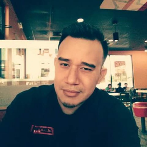 Houston swinger hotwife & cuckold profile – Latin_lover85 on Rocktie