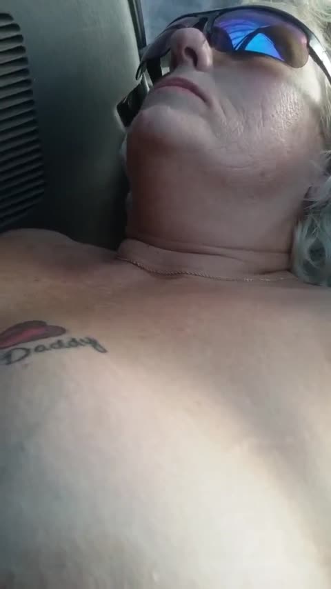 Sunglasses and clit pump