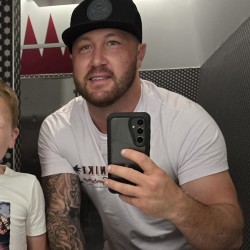 tAkEiT36: Swingers Hotwife Cuckold