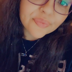 Niinna: Swingers Hotwife Cuckold