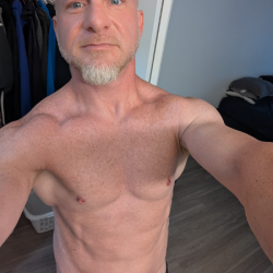 Tinyuniverse: Swingers Hotwife Cuckold