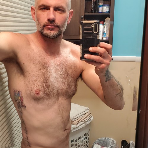 Akron-Youngstown swinger hotwife & cuckold profile – Kinkeduplife on Rocktie