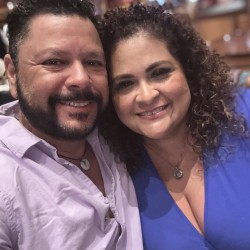 San Antonio swinger hotwife & cuckold profile – Fuego on Rocktie