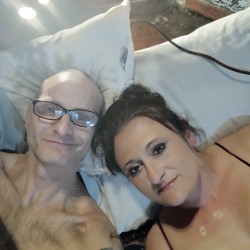 Wannatuchus: Swingers Hotwife Cuckold