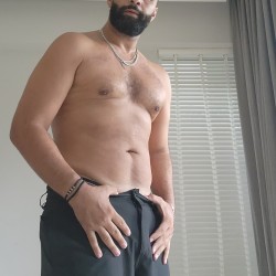 Sacramento swinger hotwife & cuckold profile – Slickrick1 on Rocktie