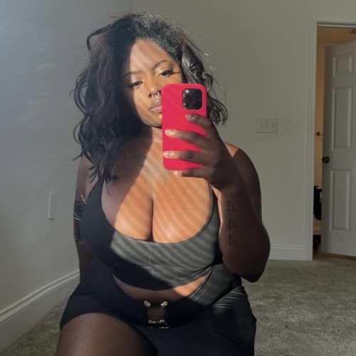 Lareina: Swingers Hotwife Cuckold