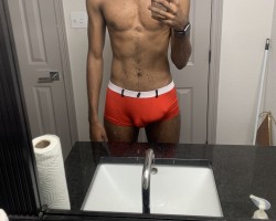 Bull seeking Hotwife